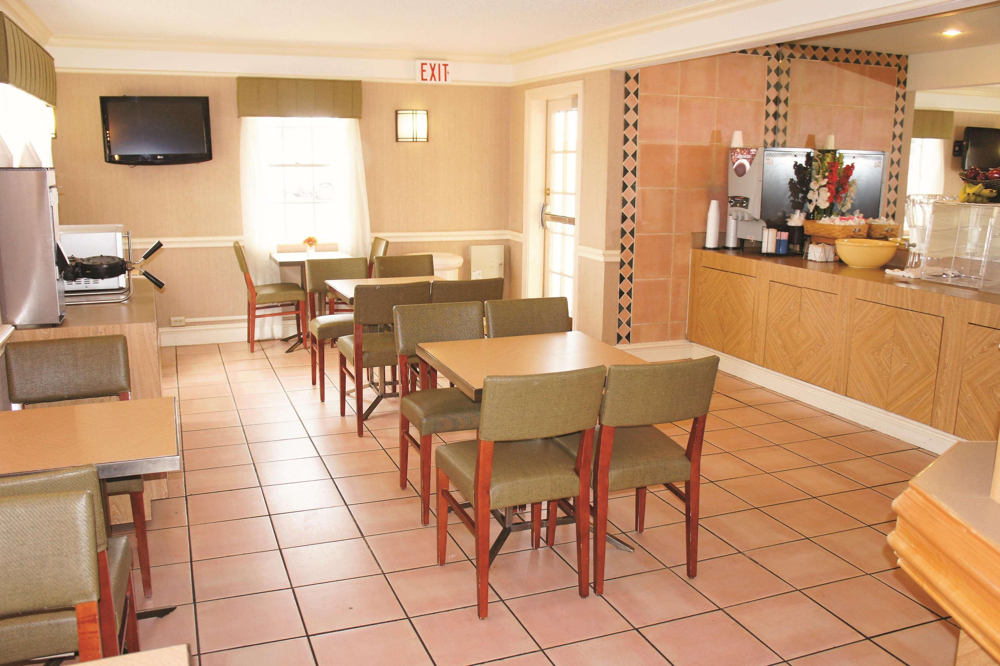 Baymont By Wyndham San Antonio South Park Hotel Luaran gambar