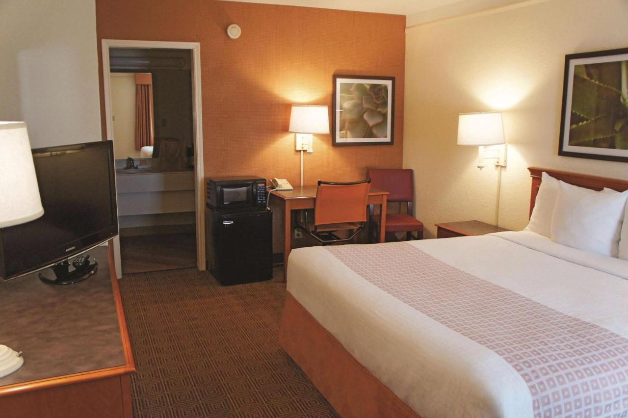 Baymont By Wyndham San Antonio South Park Hotel Luaran gambar