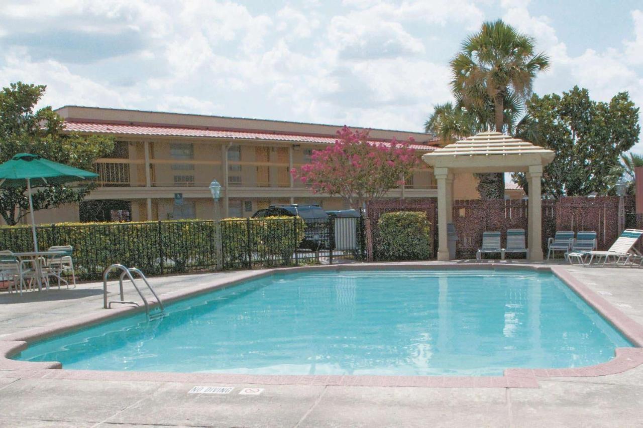 Baymont By Wyndham San Antonio South Park Hotel Luaran gambar